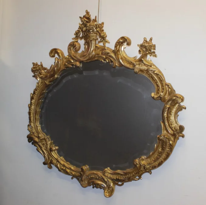 Important Miroir Louis XV En Stuc Doré XIX
