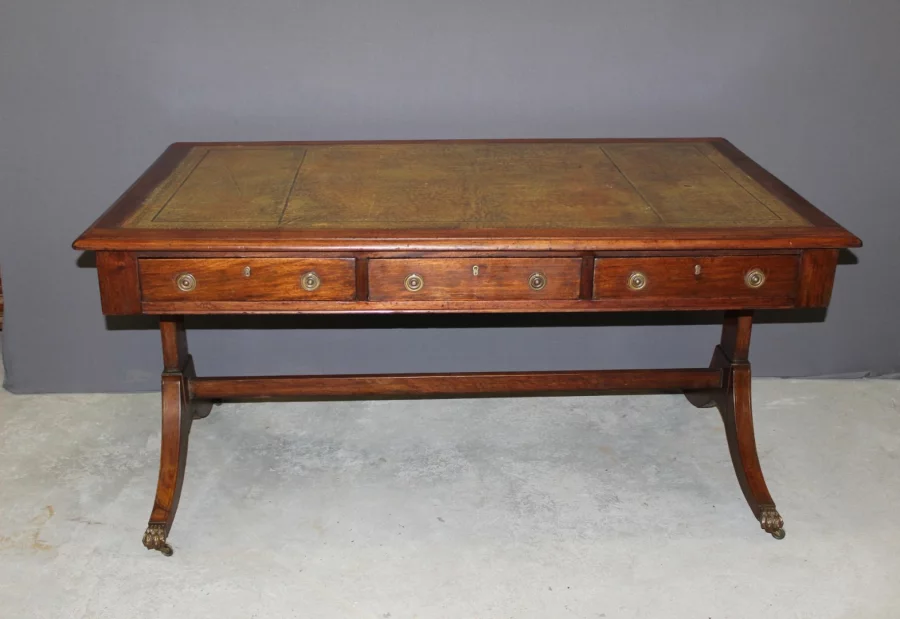 АНГЛИЙСКИЙ СТОЛ