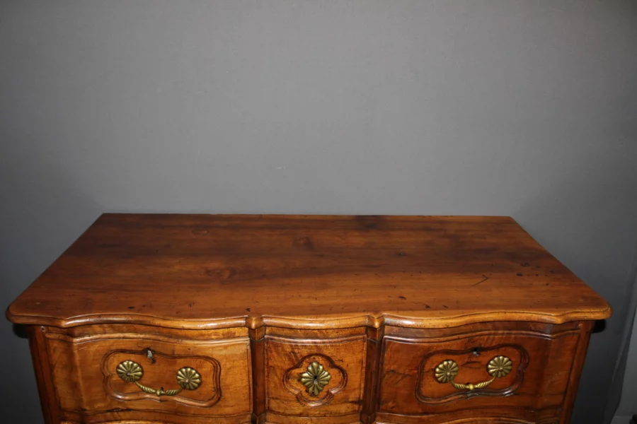 Commode Arbalète En Noyer XVIII