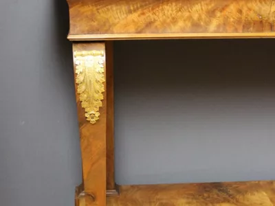 Console d'époque Restauration en noyer et bronze vers 1820