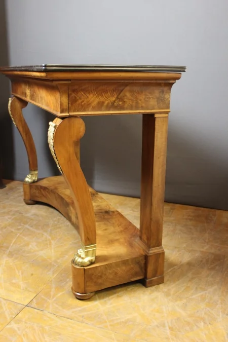 CONSOLETAFEL UIT DE FRANSE RESTAURATIEPERIODE