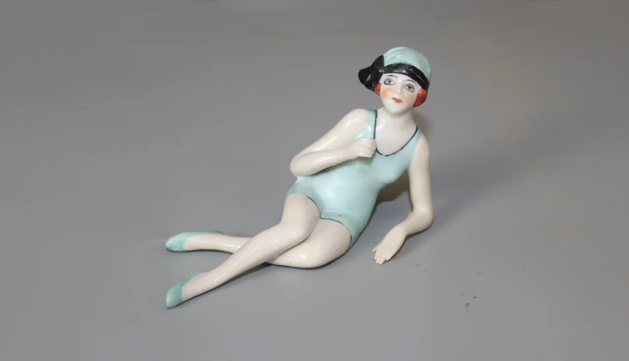 Baigneuse en Porcelaine vers 1920