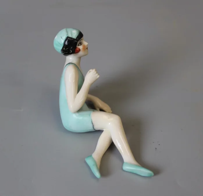 Baigneuse en Porcelaine vers 1920