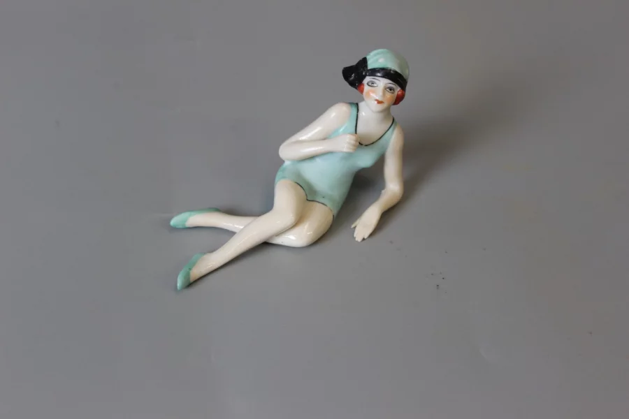 Baigneuse en Porcelaine vers 1920