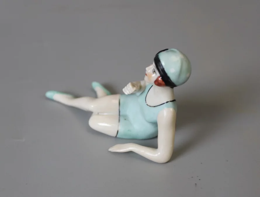 Baigneuse en Porcelaine vers 1920