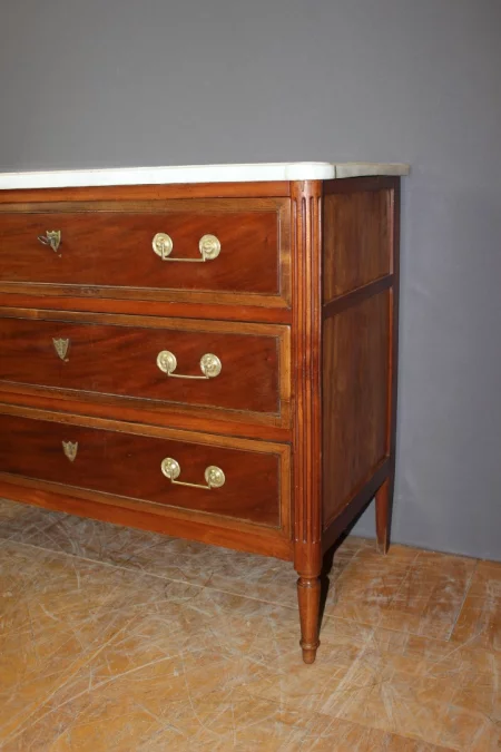 CÓMODA ESTILO LUIS XVI