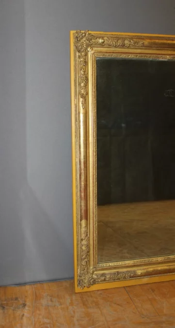Miroir restauration en stuc doré XIX