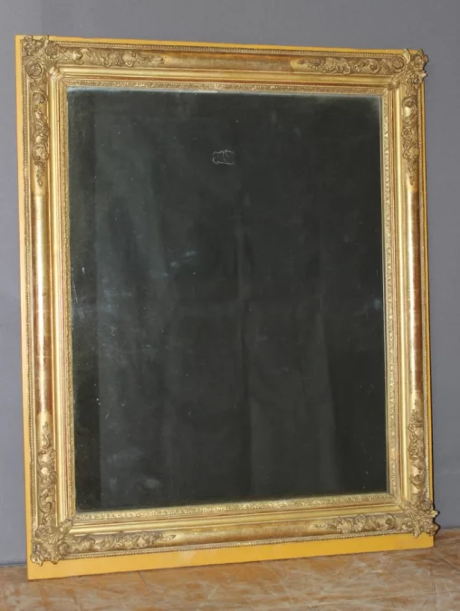 Miroir restauration en stuc doré XIX