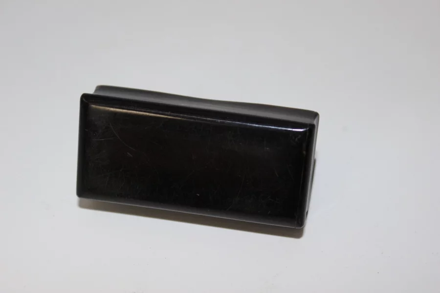 Tabatière en corne et incrustation d'os fin XIX