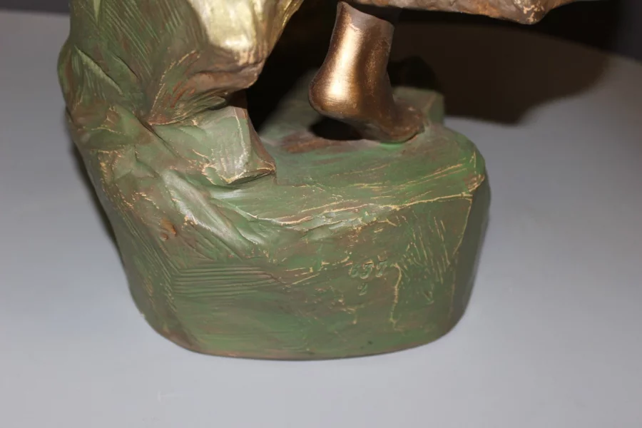 Terre cuite , La mère et l'enfant par richard Aurili vers 1900