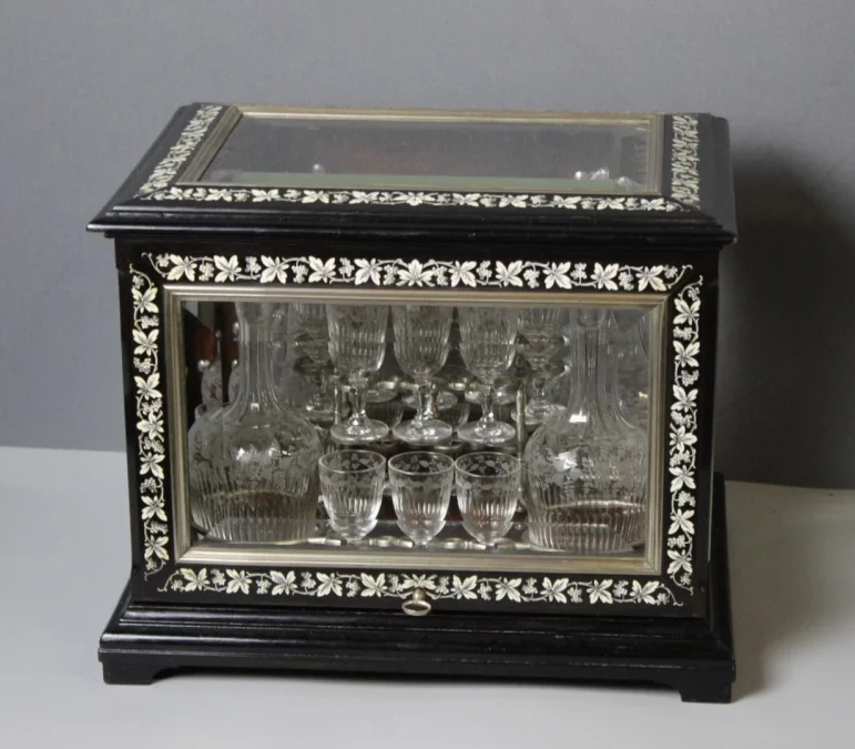 Cave à Liqueur Napoléon III aux  Grappes de Raisin Fin XIX