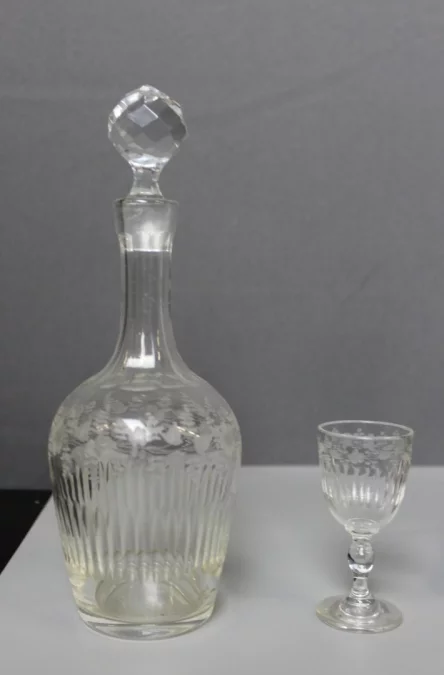 Cave à Liqueur Napoléon III aux  Grappes de Raisin Fin XIX