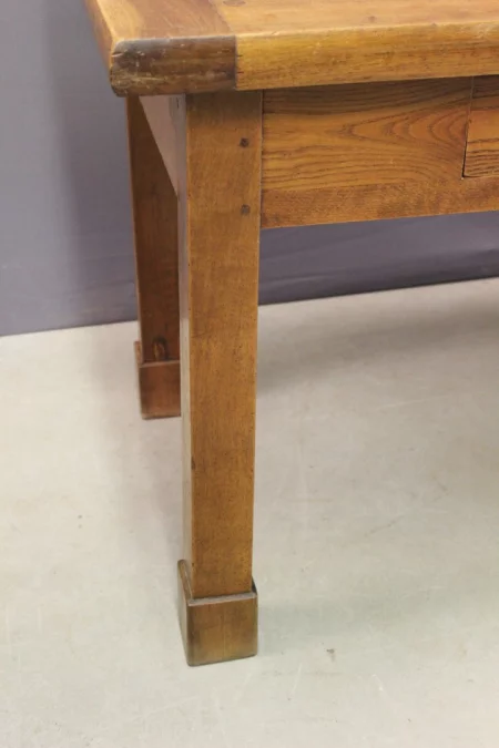 Table de Ferme en noyer 231  cm , XIXe