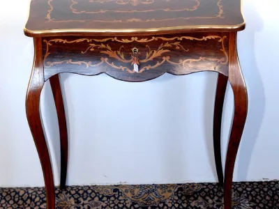 РАБОЧИЙ СТОЛ В СТИЛЕ ЛЮДОВИКА XV