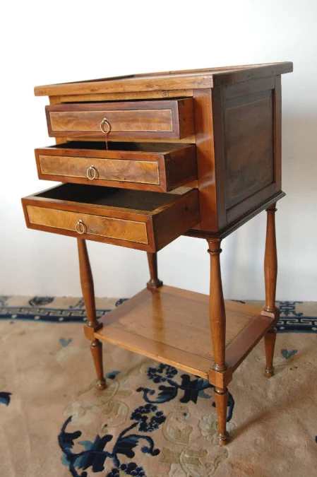 ТУМБИЛЬНИК В СТИЛЕ ЛЮДОВИКА XVI