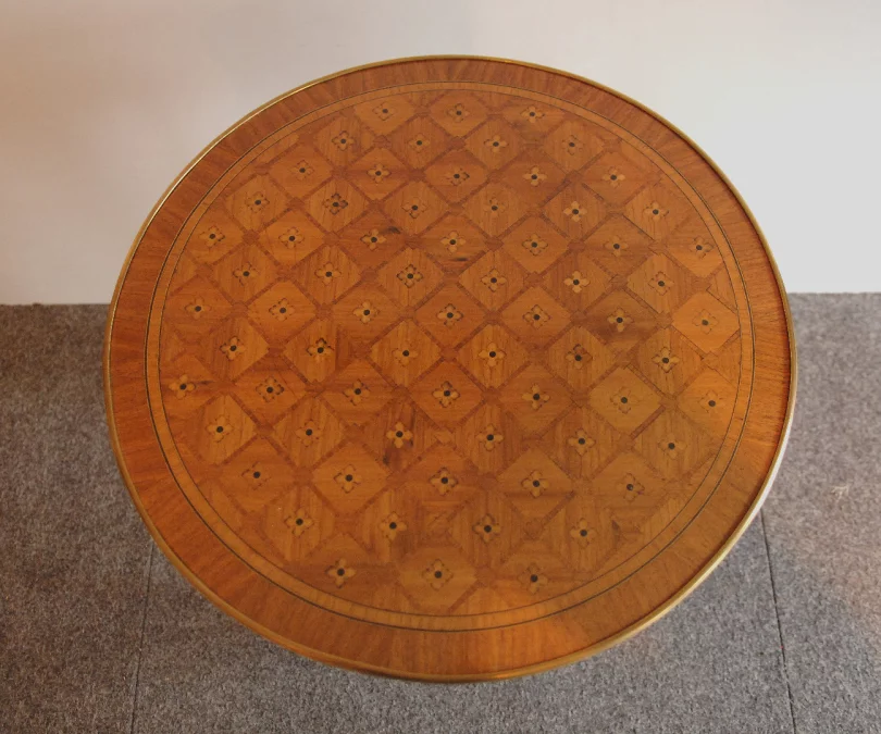 MESA ESTILO LUIS XVI