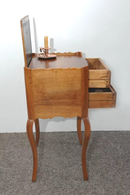 КАБИНЕТ ВОСЕМНАДЦАТОГО ВЕКА