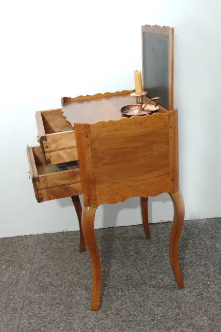 КАБИНЕТ ВОСЕМНАДЦАТОГО ВЕКА