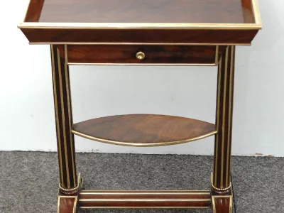 СТОЛ ДЕВЯТНАДЦАТОГО ВЕКА