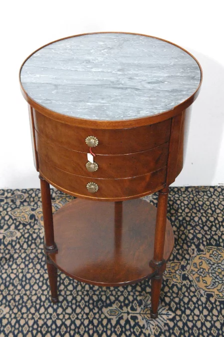 Table chiffonniere tripode de forme tambour