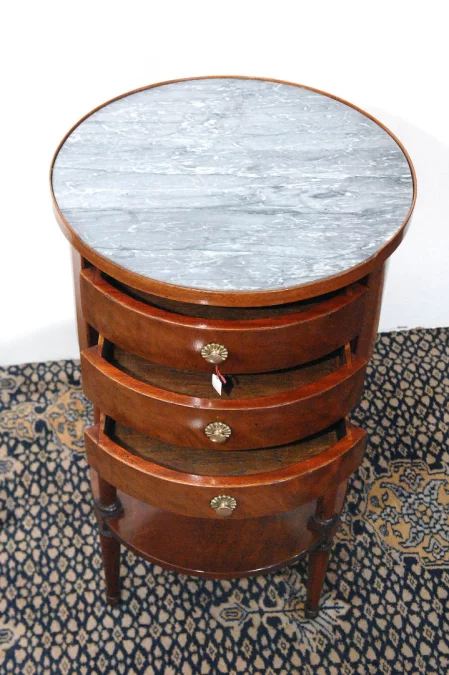 Table chiffonniere tripode de forme tambour