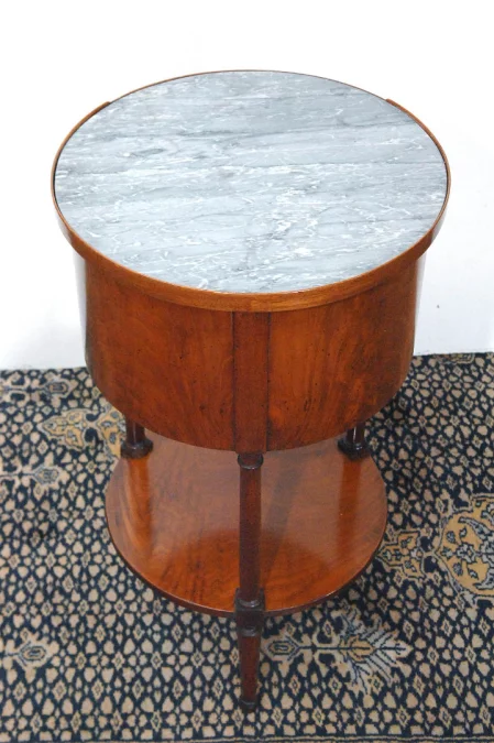 Table chiffonniere tripode de forme tambour