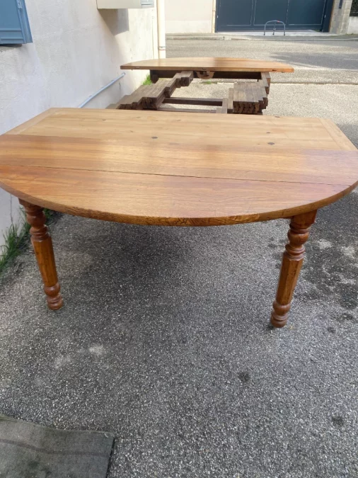 Table à 8 pieds en frêne, 6 allonges