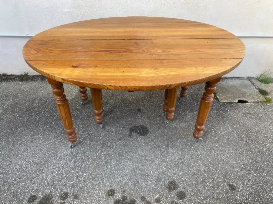 Table à 8 pieds en frêne, 6 allonges