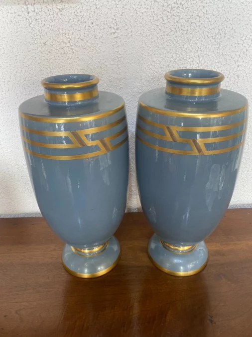 PAR DE JARRONES ART DECO