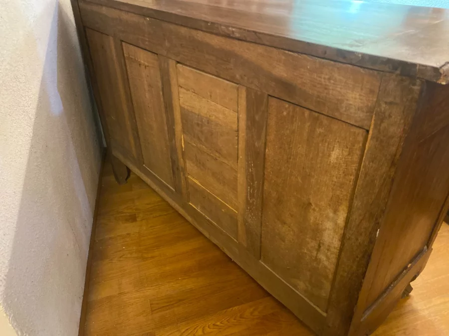 BUFFET IN LOUIS XV-STIJL