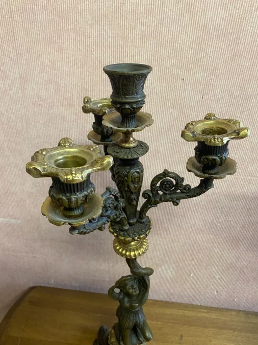 PAAR KANDELAARS UIT DE PERIODE VAN CHARLES X