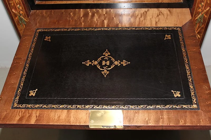 ЛУИ XVI СТИЛЬ СЕКРЕТАРЯ