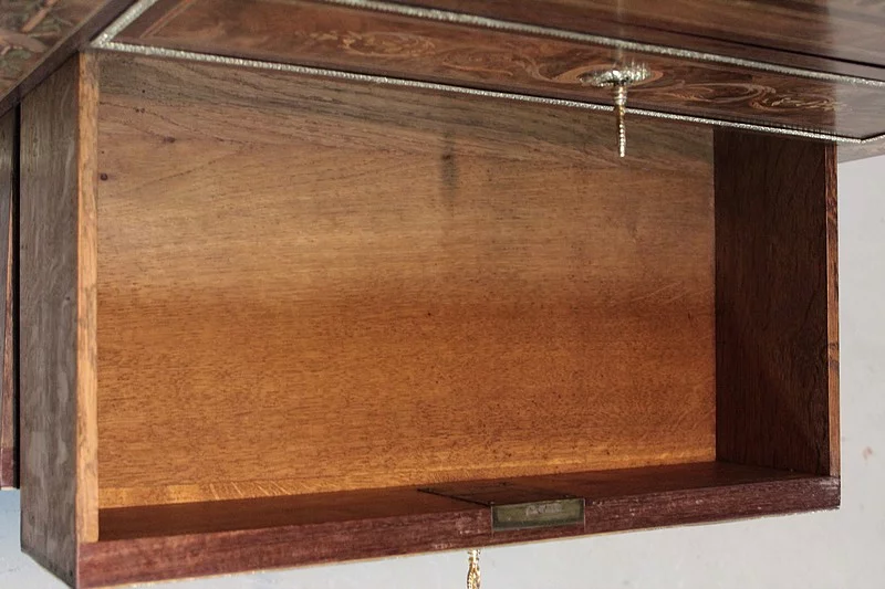 ЛУИ XVI СТИЛЬ СЕКРЕТАРЯ