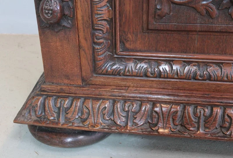 RENACIMIENTO ESTILO CHIFFONIER