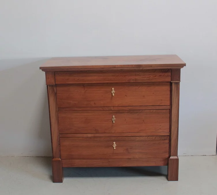 Commode Directoire en Noyer XIXe