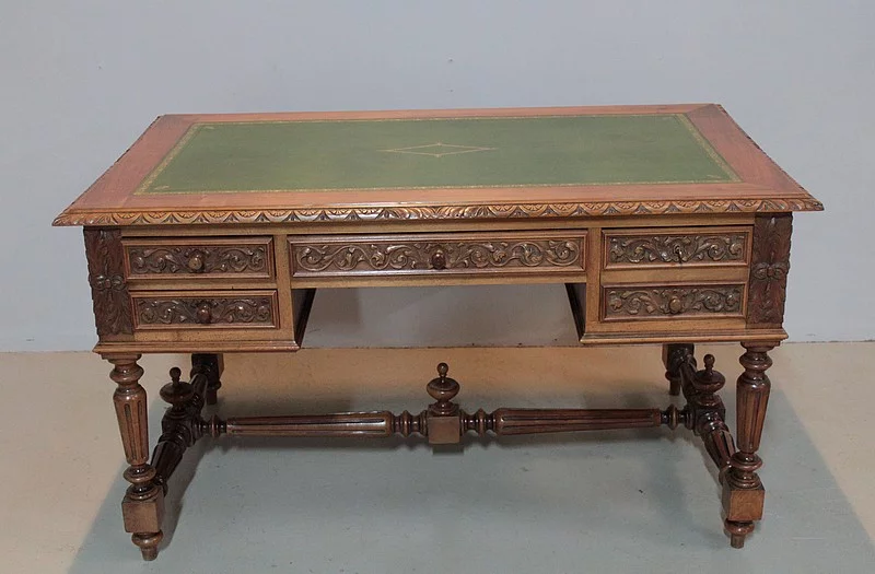 RENACIMIENTO ESTILO ESCRITORIO