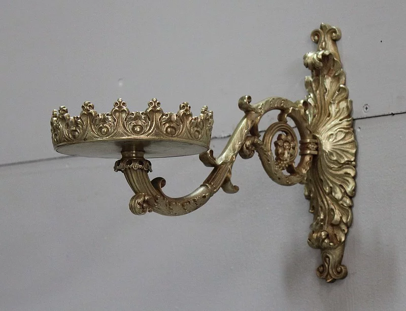 Élégante paire d'appliques porte-torchères XIXème