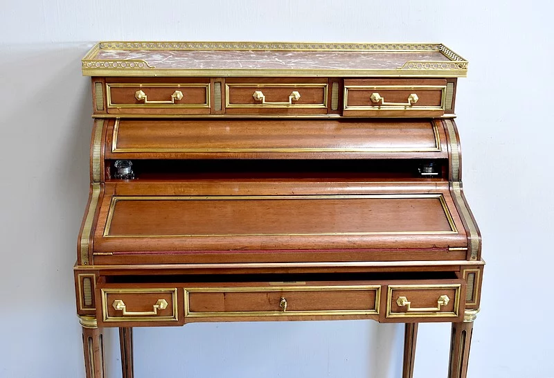 Petit bureau à cylindre et mécanisme – XIXème