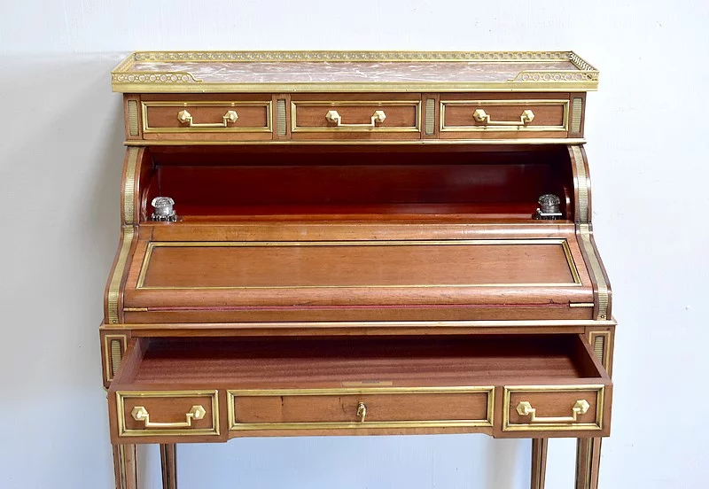 Petit bureau à cylindre et mécanisme – XIXème