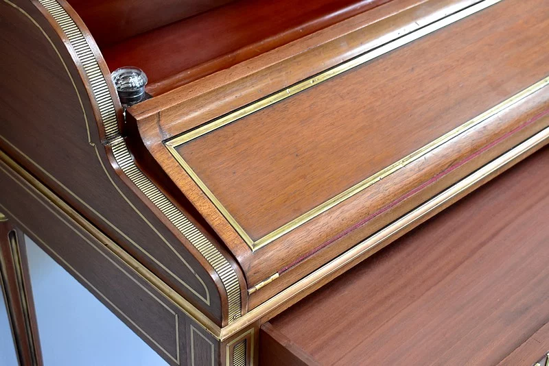 Petit bureau à cylindre et mécanisme – XIXème