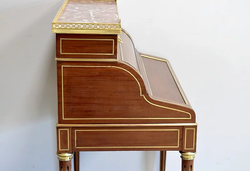 Petit bureau à cylindre et mécanisme – XIXème