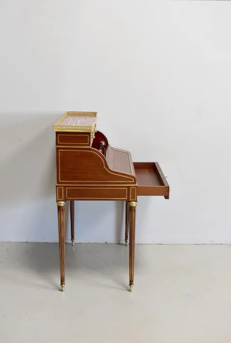 Petit bureau à cylindre et mécanisme – XIXème