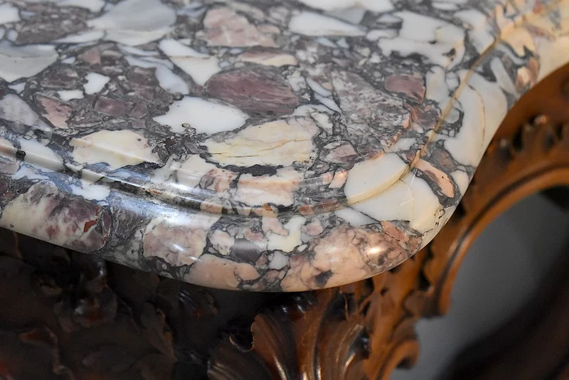 Important console Louis XV to 4 feet - nineteenth