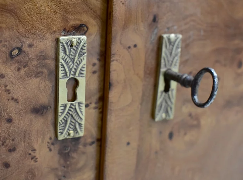 ART DECO STYLE CABINET