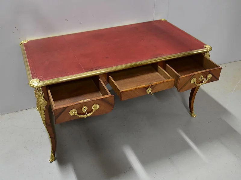 ESCRITORIO DE ESTILO LOUIS XV