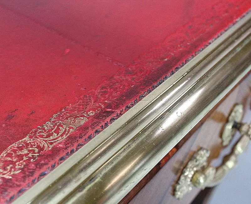 ESCRITORIO DE ESTILO LOUIS XV