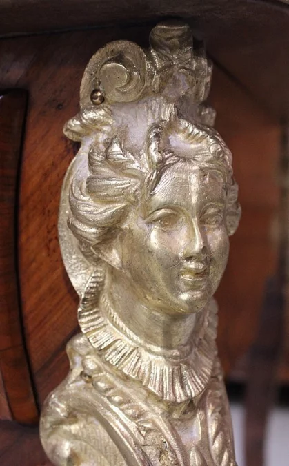 ESCRITORIO DE ESTILO LOUIS XV