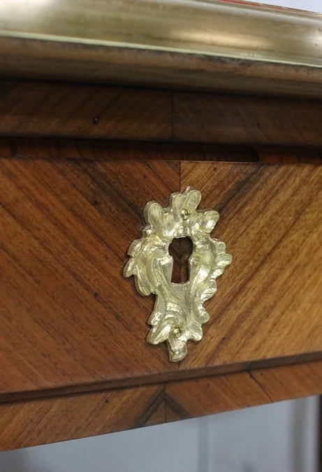 ESCRITORIO DE ESTILO LOUIS XV