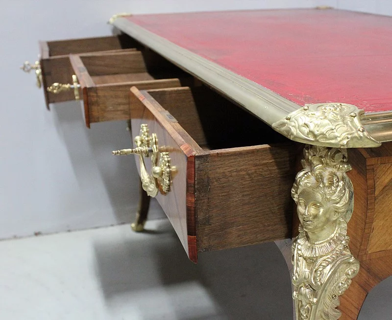 ESCRITORIO DE ESTILO LOUIS XV