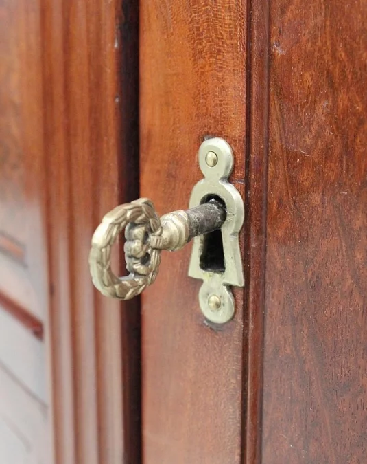 BUFFET PERIODO LOUIS XVI